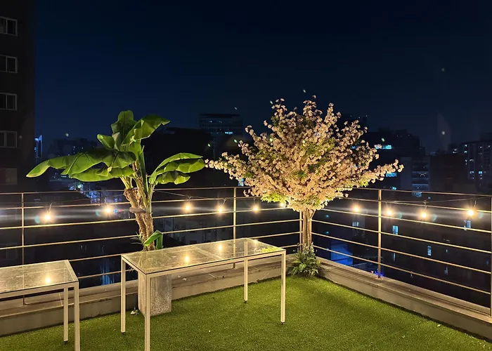 Apartment 701, Seongsu Station Jungnangcheon Cherry Blossom Road River Airport Bus