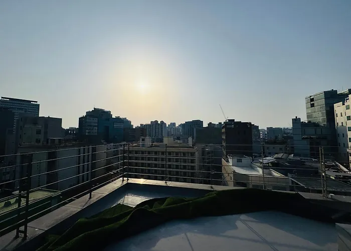 Apartment 701, Seongsu Station Jungnangcheon Cherry Blossom Road River Airport Bus *