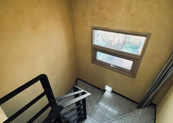 Apartment 701, Seongsu Station Jungnangcheon Cherry Blossom Road River Airport Bus